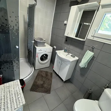 Beautiful Houseboat On The Sava River * Belgrad