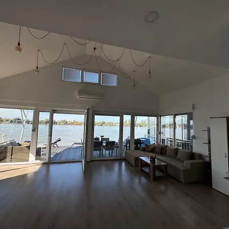 Båthotell Beautiful Houseboat On The Sava River