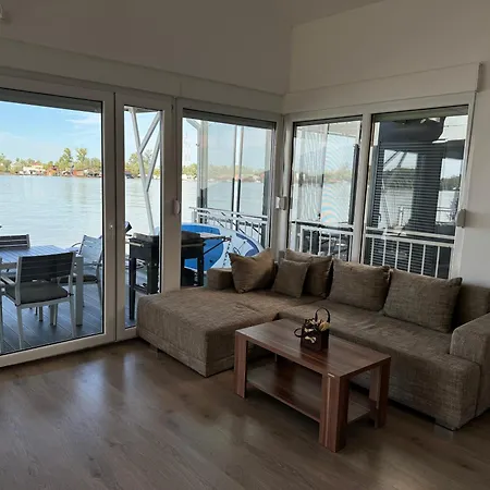 Beautiful Houseboat On The Sava River Belgrad